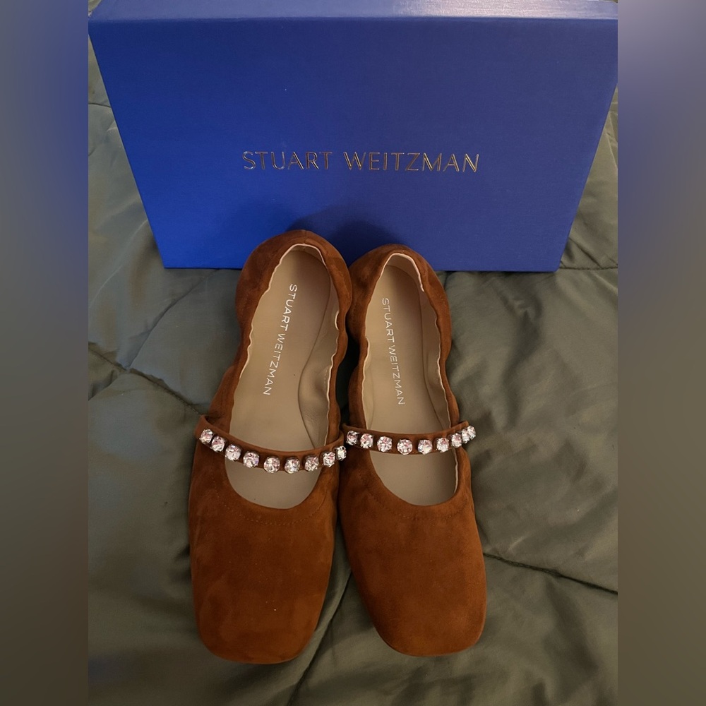 Stuart Weitzman Goldie Ballet Flats with Crystal Detail in Luxe Saddle Suede NIB
